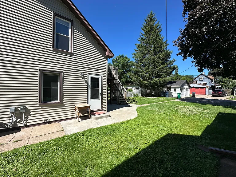 655 Washington St NE #1 — Photo 38
