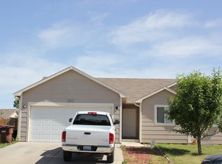 921 E 25th Street Rd, Greeley, CO 80631