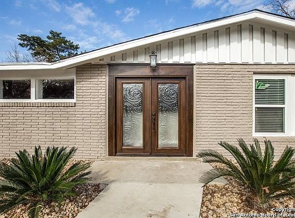 3rd image of 75 Camellia Way