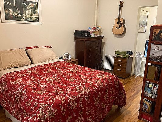 4th image of 1117 8th Ave Unit 2-L
