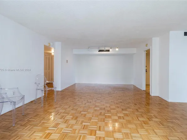 625 Biltmore Way APT 1106, Coral Gables, FL 33134