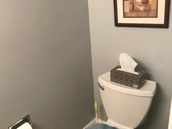 135 Lough St, Westover, WV 26501