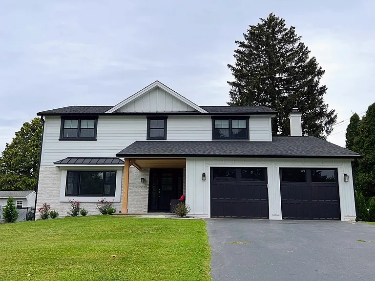 3098 Mark Ter — Photo 1