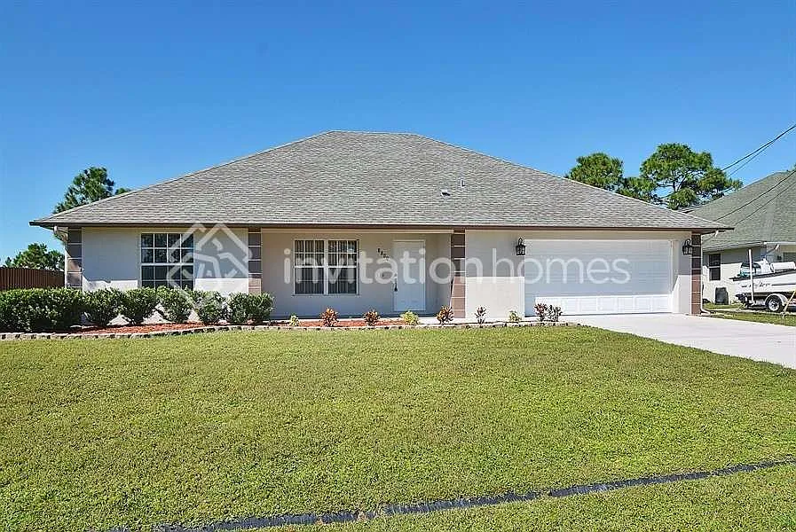 3244 SW Esperanto St