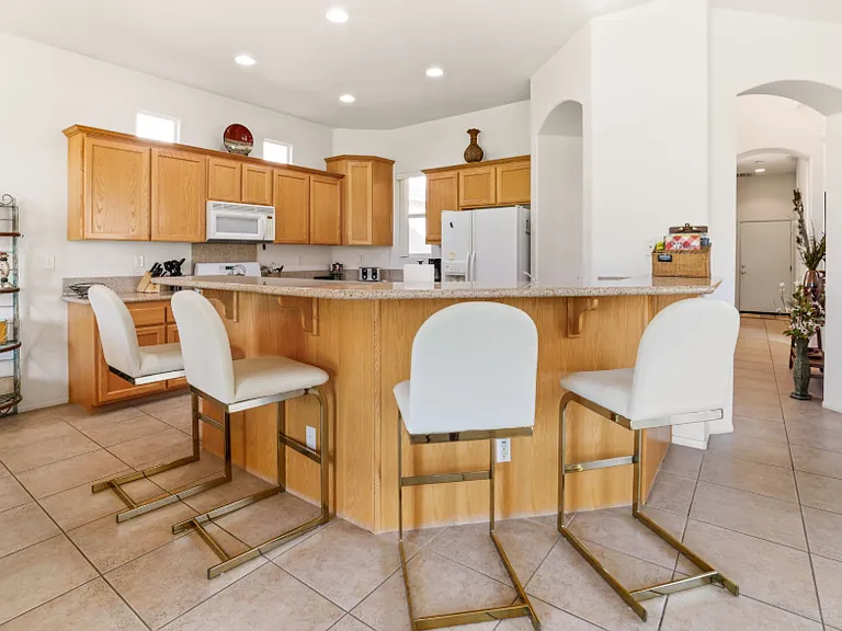 48861 Heifitz Dr — Photo 7