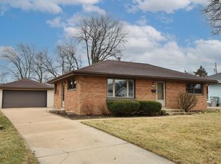 7811 W Hope Ave, Milwaukee, WI 53222