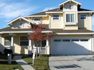 1013 Countrywood Cir, Vacaville, CA 95687
