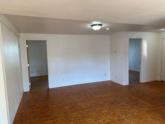 3rd image of 1032 1/2 Bethel Dr #A