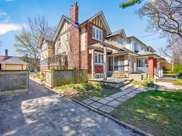 426 Armadale Ave, Toronto, ON M6S 3X8