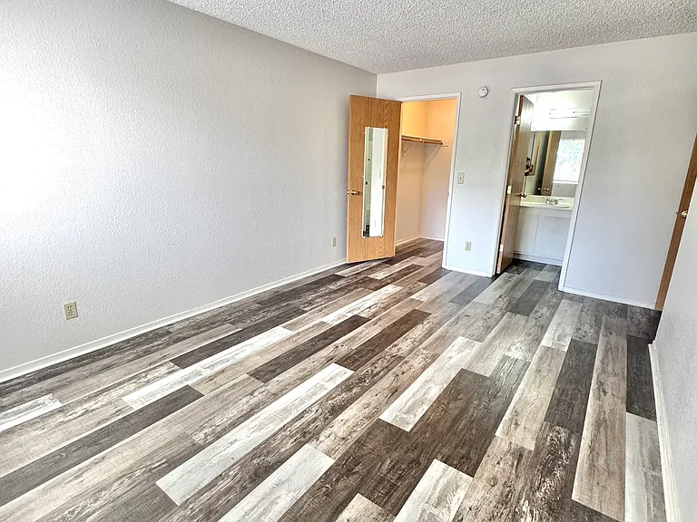 2519 Sunny Slope Dr #5 — Photo 8