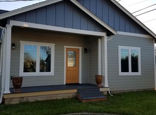 16752 SE Market St #B, Portland, OR 97233