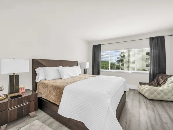 333 S Sunset Drive #204, Fort Lauderdale, FL 33301