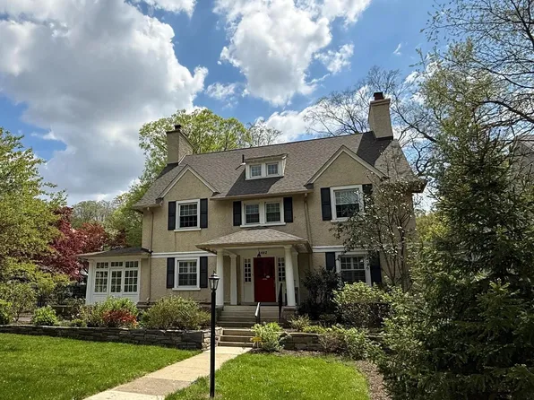 6482 Sherwood Rd, Philadelphia, PA 19151