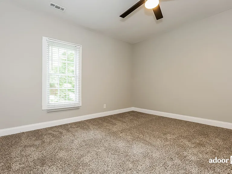 2931 Delmar Ln NW — Photo 13