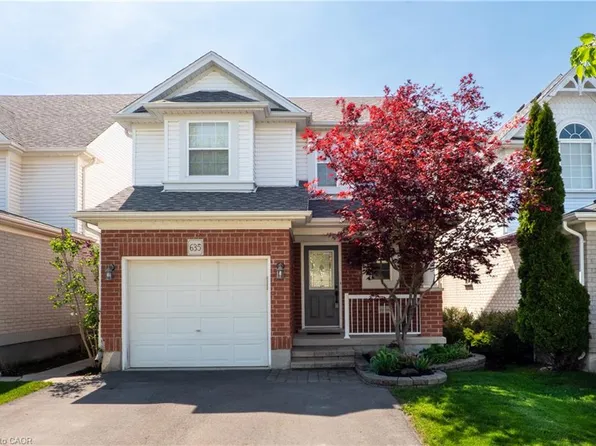 635 Bonavista Dr, Waterloo, ON N2K 4B3