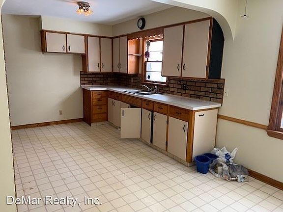 2nd image of 96 Fatima Dr