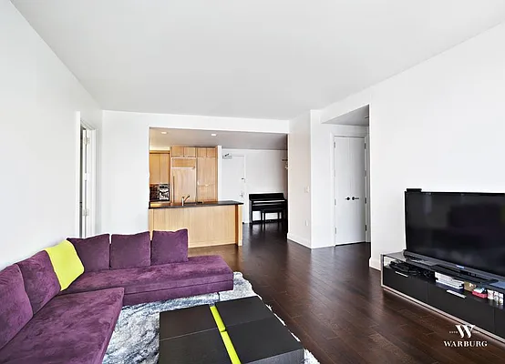 Rented by Warburg | media 52