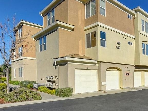 5th image of 900 Moon Cir Unit 933