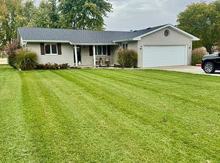 9950 Grandview Dr, Bradford, OH 45308
