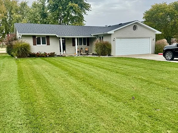 9950 Grandview Dr, Bradford, OH 45308
