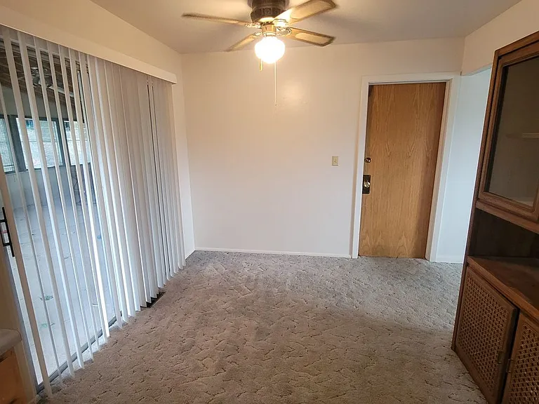 2636 Hickory Dr — Photo 5