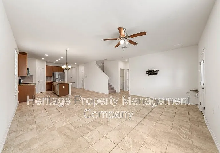 7347 Bluebonnet Bay — Photo 15