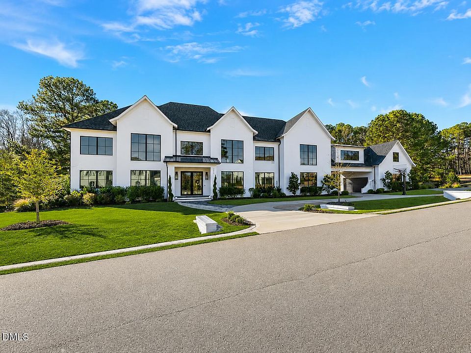 1st image of 1425 Sky Vista Way