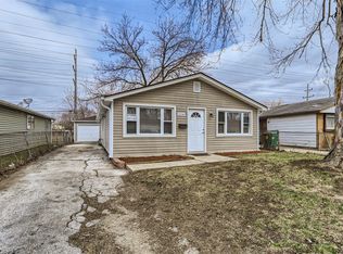 3240 Nelson Ave, Robbins, IL 60472