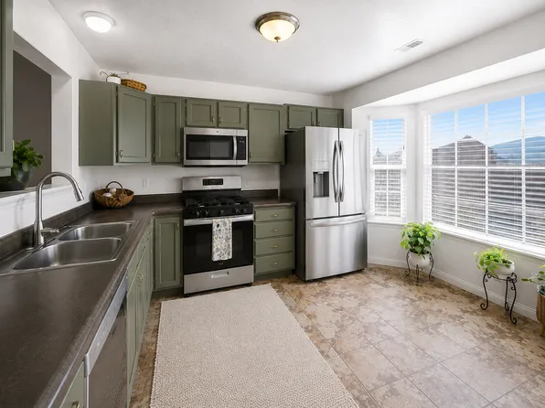 780 E Hamlet Cir S, Midway, UT 84049