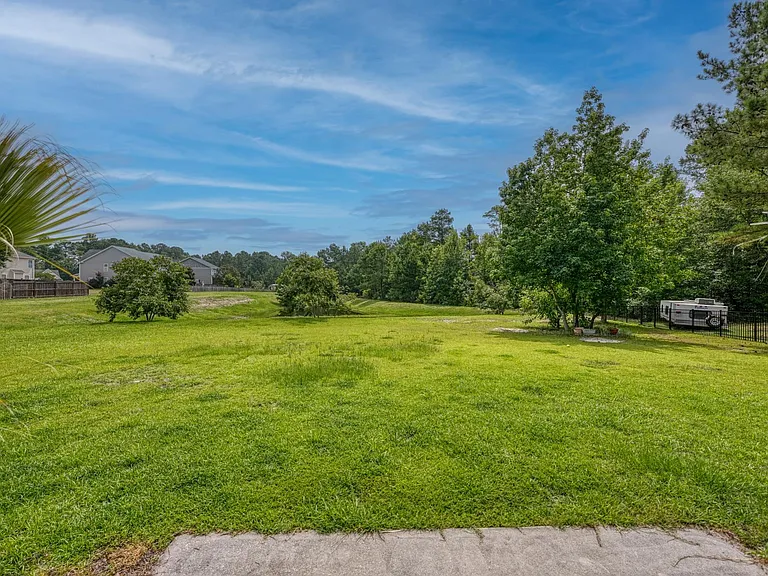 1261 S Brook Rd — Photo 30