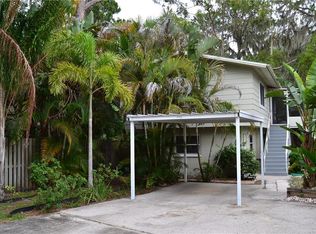 1212 Lagoon Rd, Tarpon Springs, FL 34689