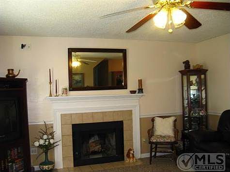 2nd image of 3248 Arthur Dr