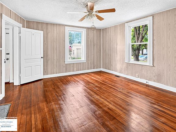 5th image of 37 Morris Ave