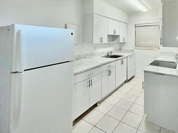 5th image of 6511 Santona St #C8