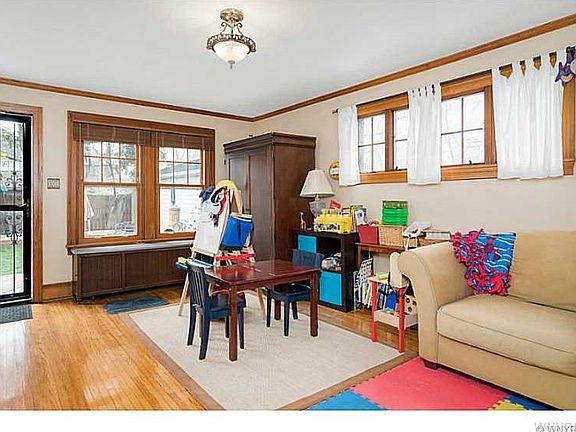 5th image of 378 Starin Ave