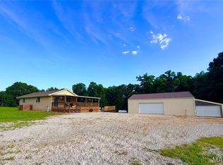 20427 Michele Pl, Monroe City, MO 63456