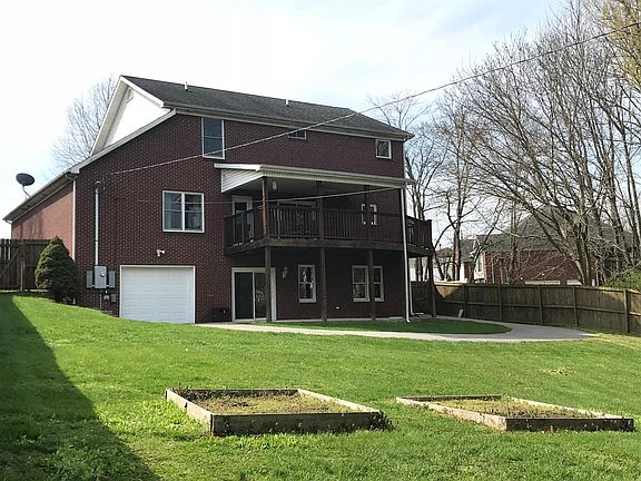 4th image of 1100 Tamworth Ln