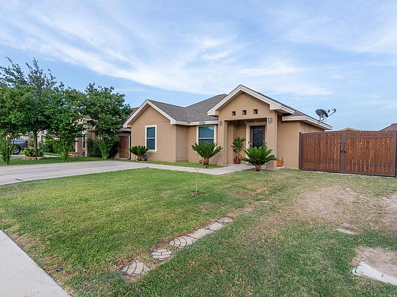 5th image of 1751 Amanda Ln