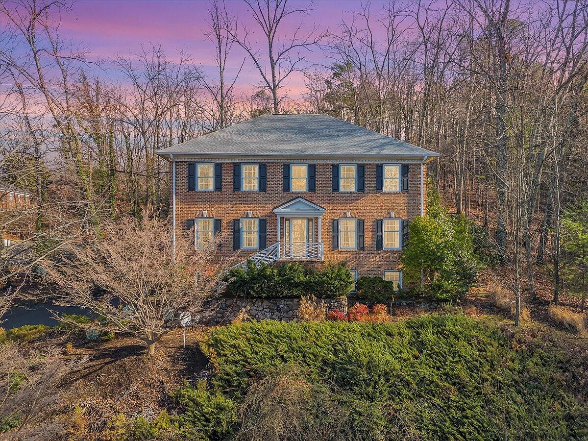 3404 Woodland Hills Ln SW, Roanoke, VA 24014 Zillow