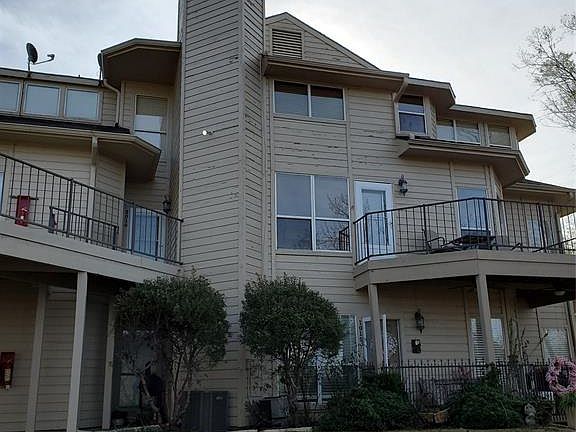 2nd image of 2116 Tanglewood Blvd #2010B