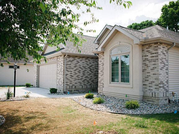 3rd image of 1809 Cobblestone Blvd