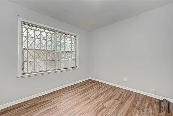 4203 Tavenor Ln — Photo 10