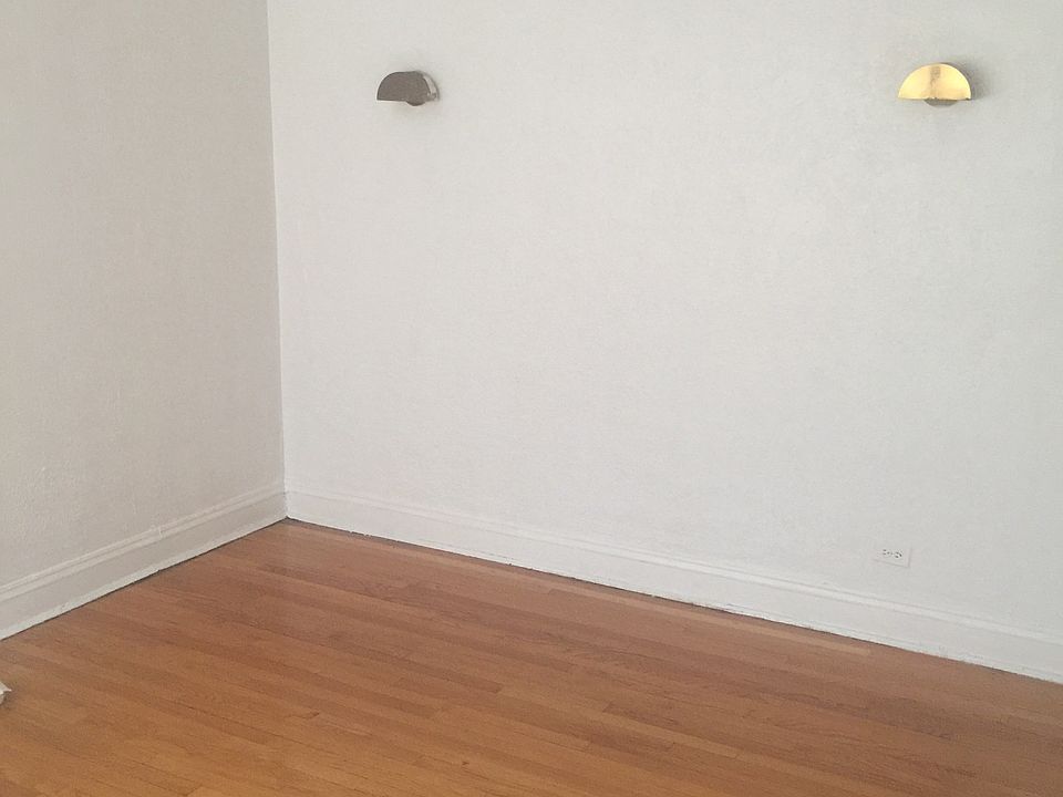 1st image of 9056 S Dauphin Ave #2W