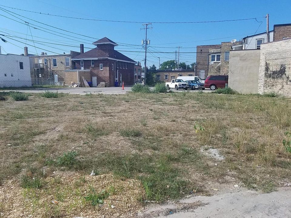 1st image of 2208 ROOSEVELT ROAD