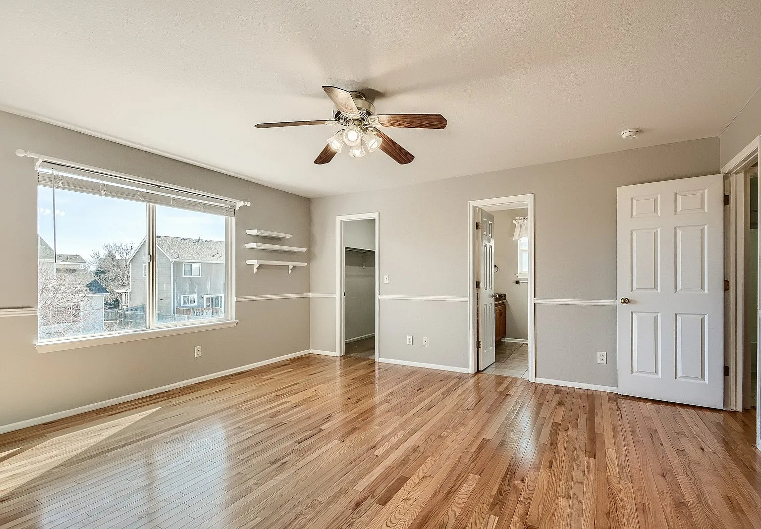 5552 South Yakima Street — Photo 4