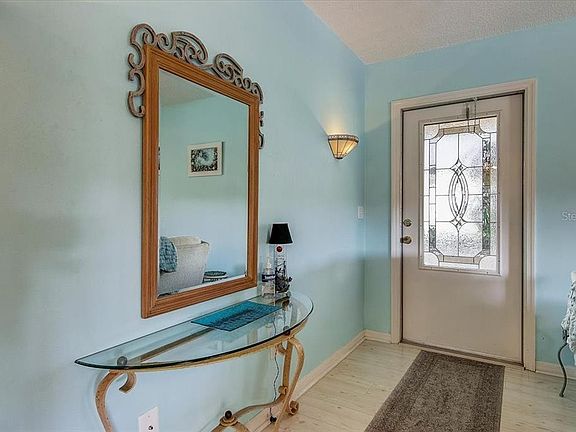 5th image of 241 Gloucester Blvd #171
