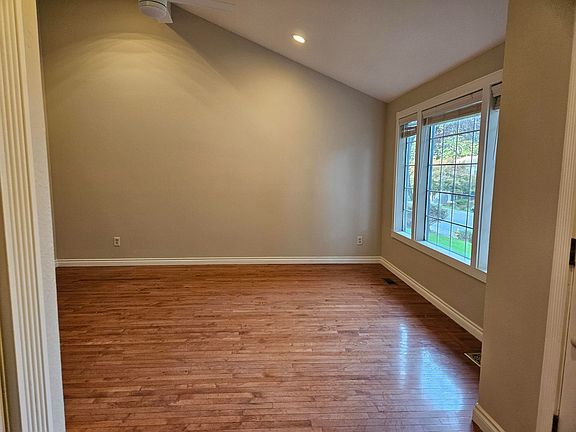 3rd image of 2455 130th Ave SE