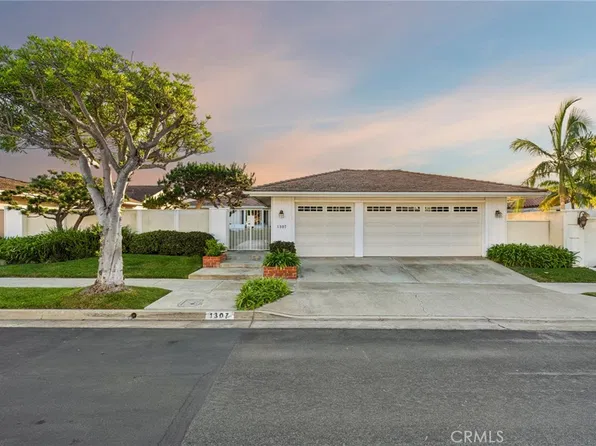 1307 Seacrest Dr, Corona Del Mar, CA 92625