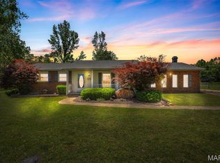 114 Fairlane Dr, Ironton, MO 63650