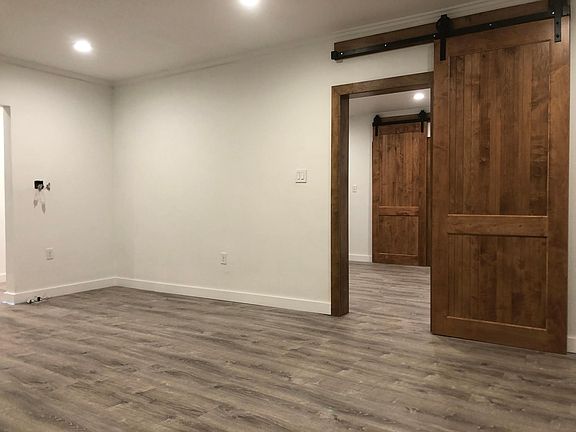 5th image of 57 Buffalo St #1